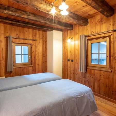 L'Atelier Du Temps - Les Greniers Appartements Aosta Esterno foto