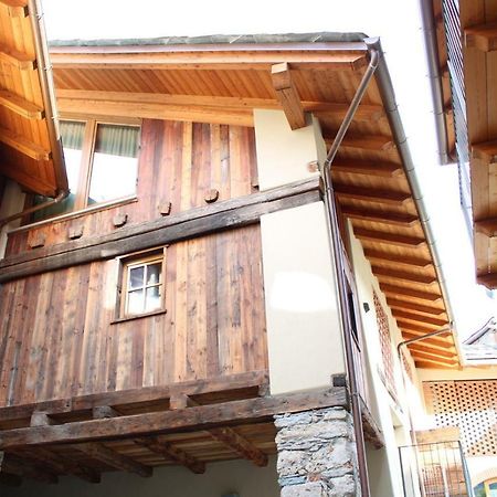 L'Atelier Du Temps - Les Greniers Appartements Aosta Esterno foto