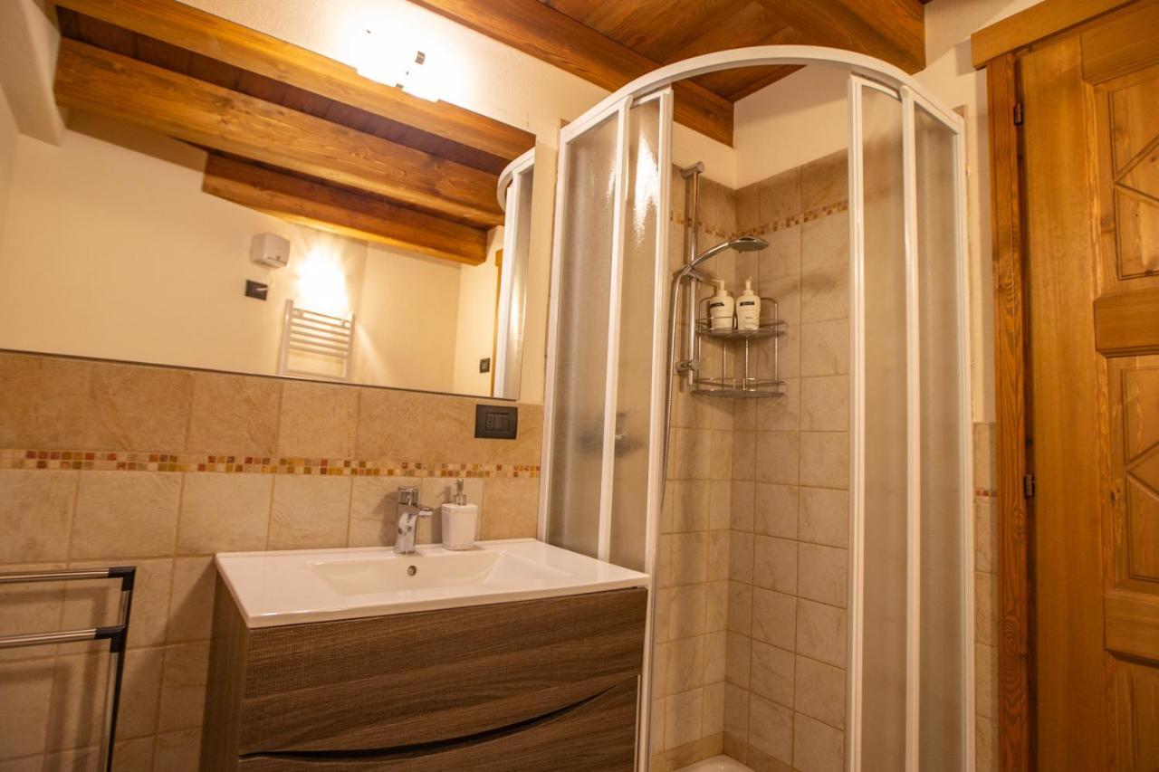 L'Atelier Du Temps - Les Greniers Appartements Aosta Esterno foto