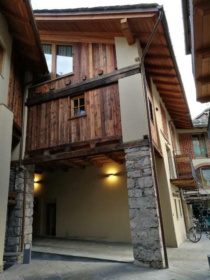 L'Atelier Du Temps - Les Greniers Appartements Aosta Esterno foto