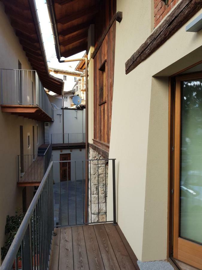 L'Atelier Du Temps - Les Greniers Appartements Aosta Esterno foto