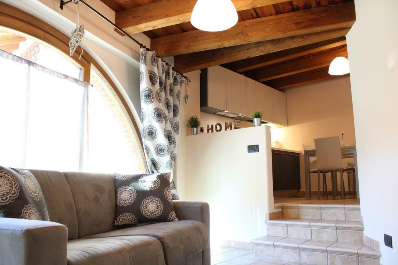 L'Atelier Du Temps - Les Greniers Appartements Aosta Esterno foto