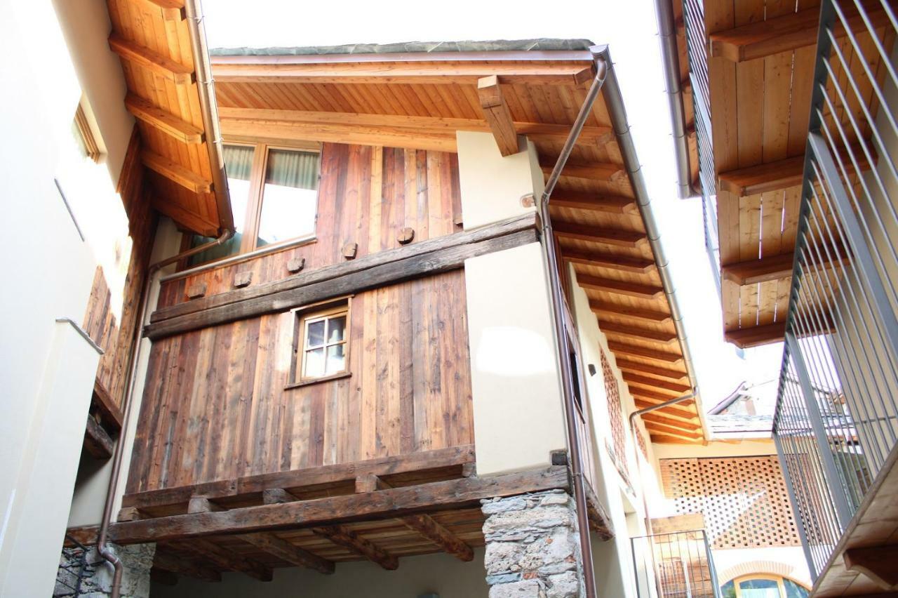 L'Atelier Du Temps - Les Greniers Appartements Aosta Esterno foto