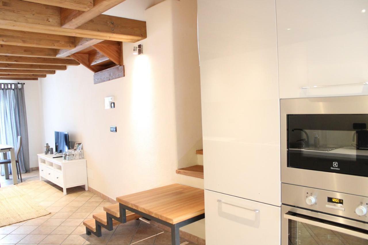 L'Atelier Du Temps - Les Greniers Appartements Aosta Esterno foto