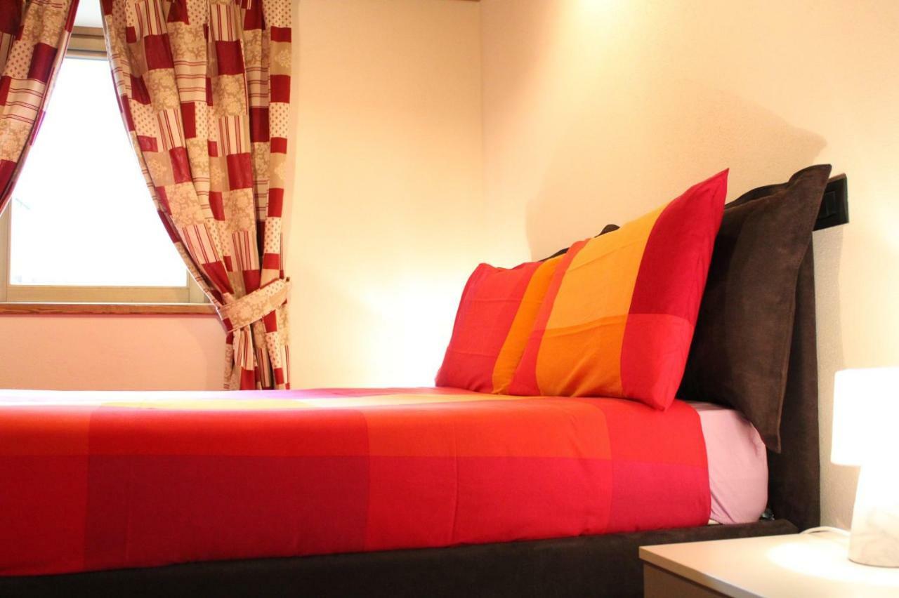 L'Atelier Du Temps - Les Greniers Appartements Aosta Esterno foto