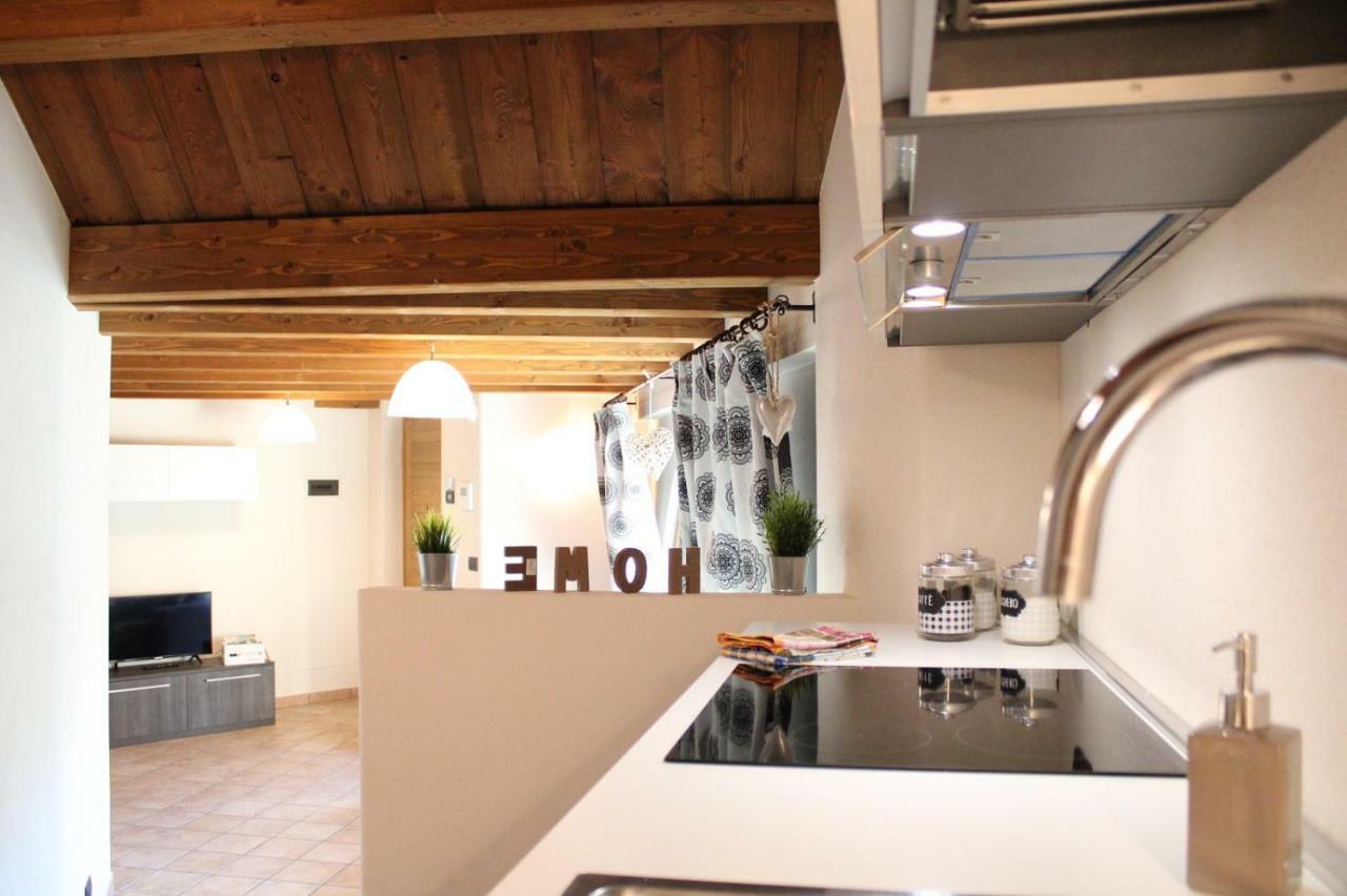 L'Atelier Du Temps - Les Greniers Appartements Aosta Esterno foto